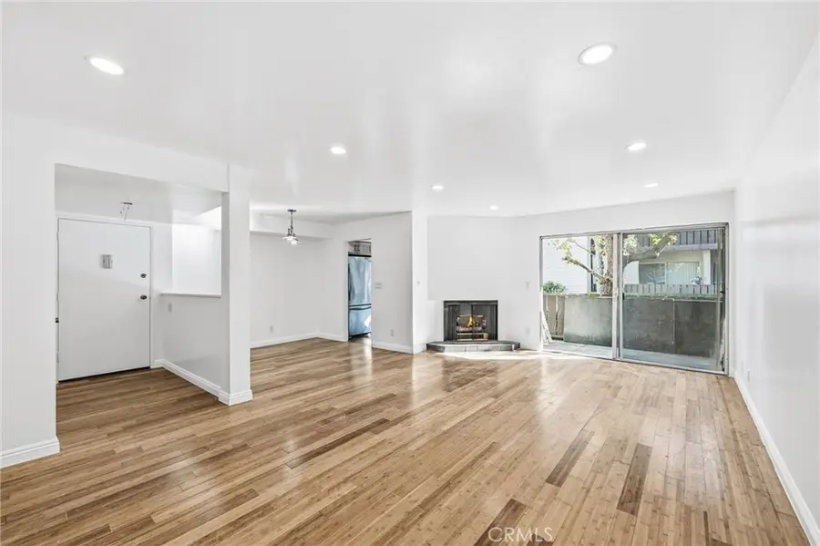 15030 Victory Boulevard #103, Van Nuys, CA 91411 - #2