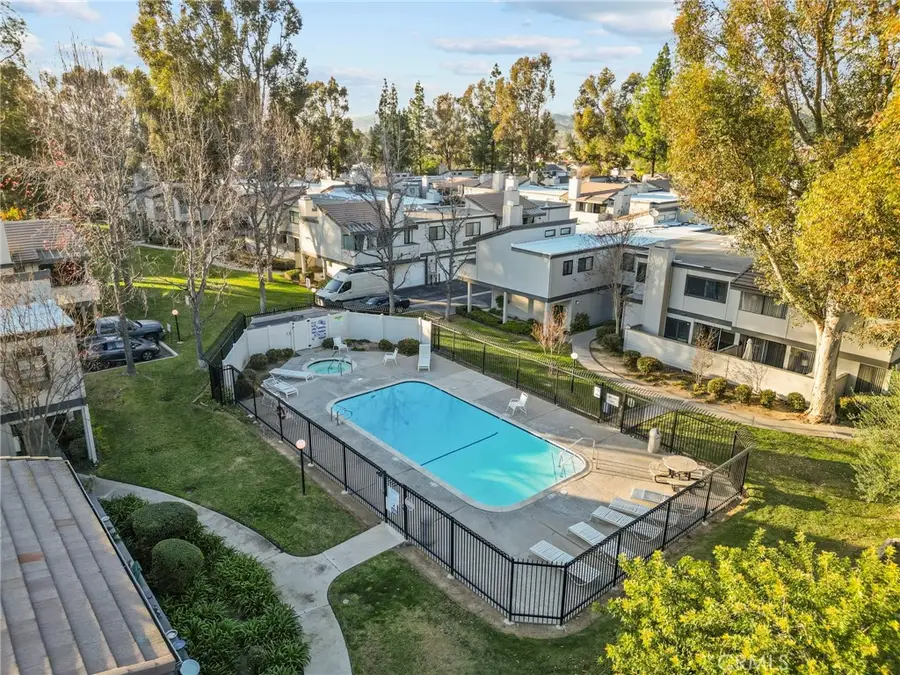 6490 Twin Circle, Simi Valley, CA 93063 - Image #2