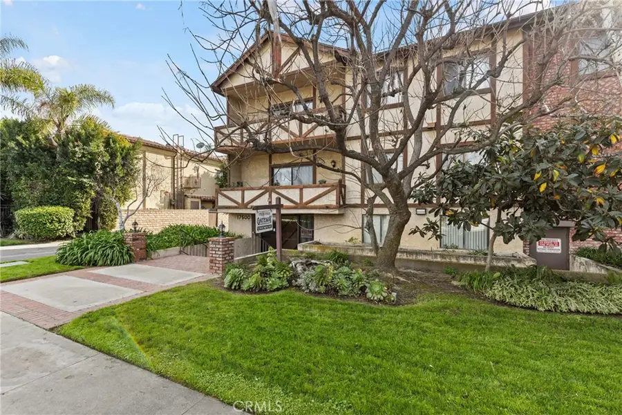 17500 Sherman Way #102, Van Nuys, CA 91406 - #2