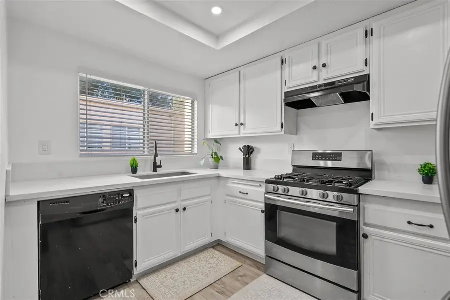 25258 Steinbeck Avenue #F, Stevenson Ranch, CA 91381 - #2