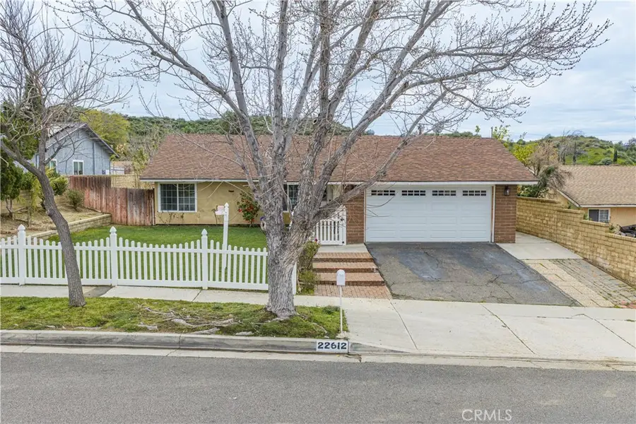 22612 Pamplico Dr, Saugus, CA 91350 - #2