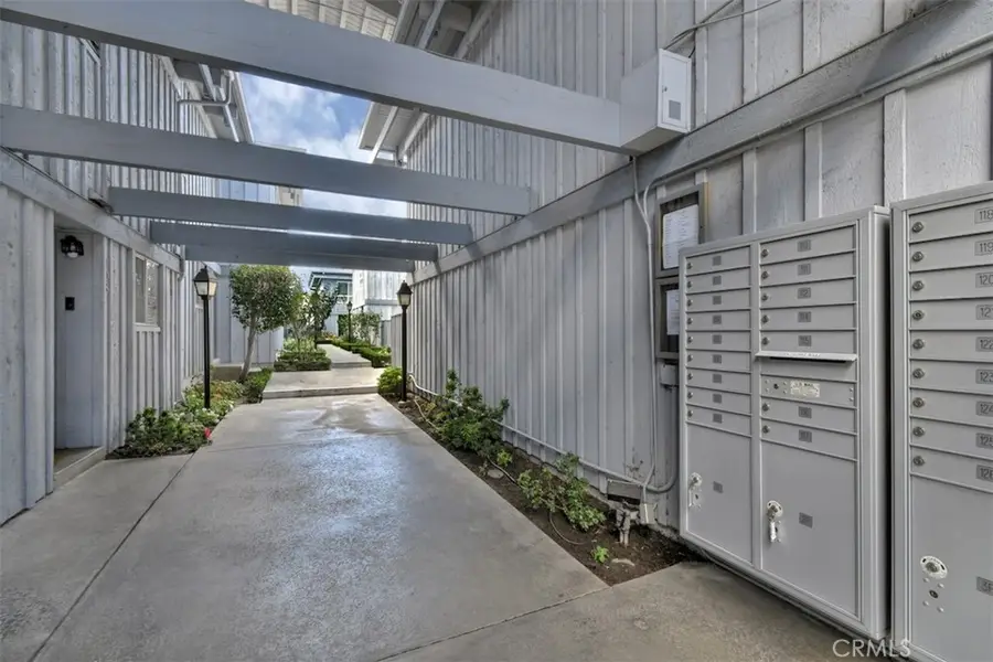 5447 Zelzah #110, Encino, CA 91316 - #3