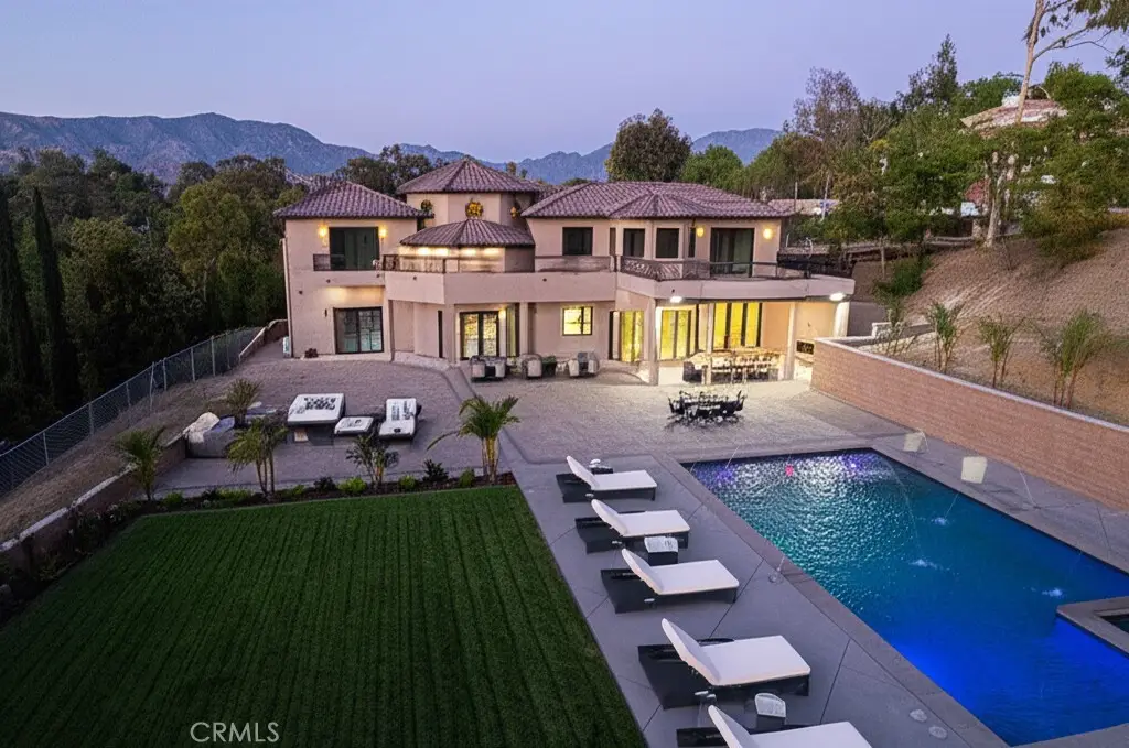 10521 Mary Bell Avenue, Shadow Hills, CA 91040 - Image #1