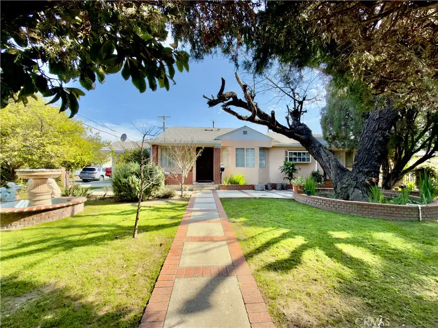 5654 Stansbury, Van Nuys, CA 91401 - #2