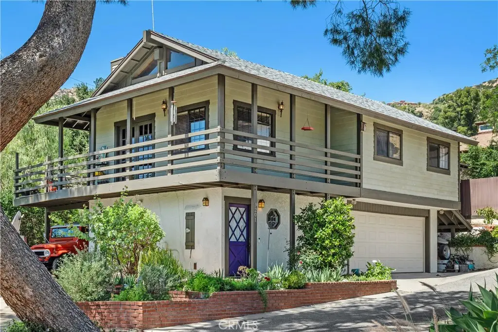 9201 Grundy Lane, Chatsworth, CA 91311 - #1