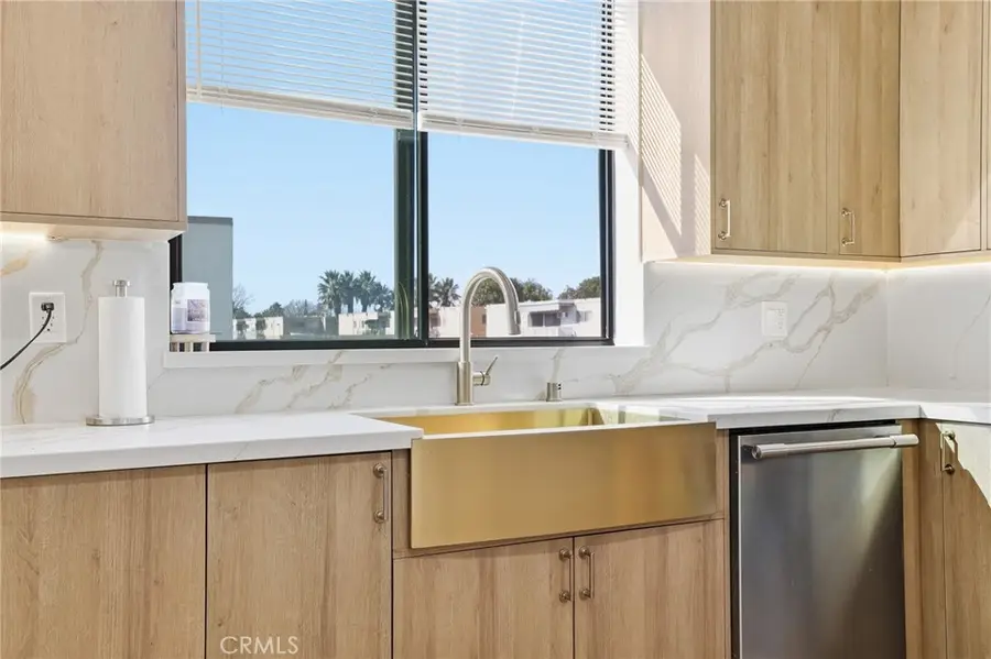 6511 N Contour Lane, North Hollywood, CA 91606 - #3