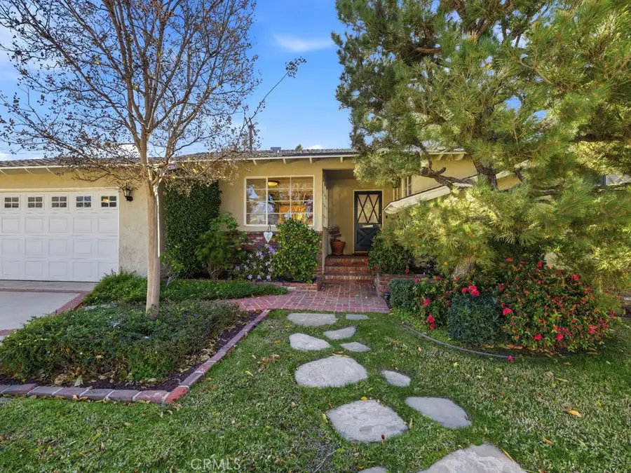 16418 Minnehaha Street, Granada Hills, CA 91344 - #2