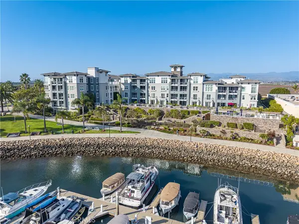 4060 Tradewinds Drive, Oxnard, CA 93035