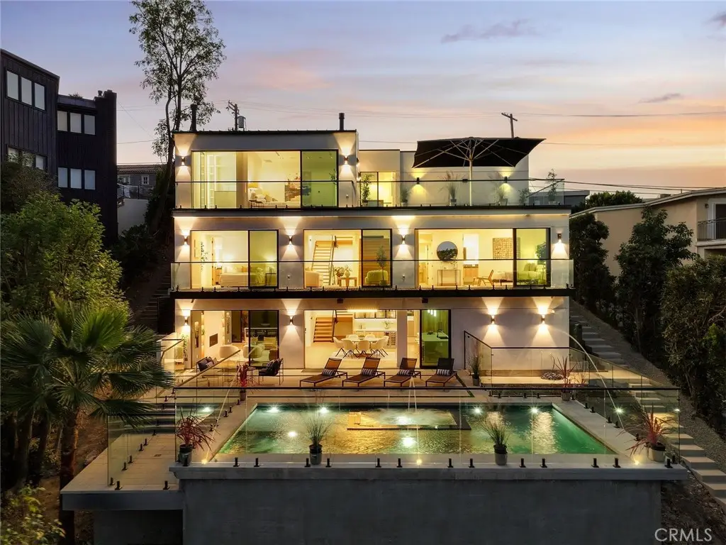 16800 Oak View, Encino, CA 91436 - #1