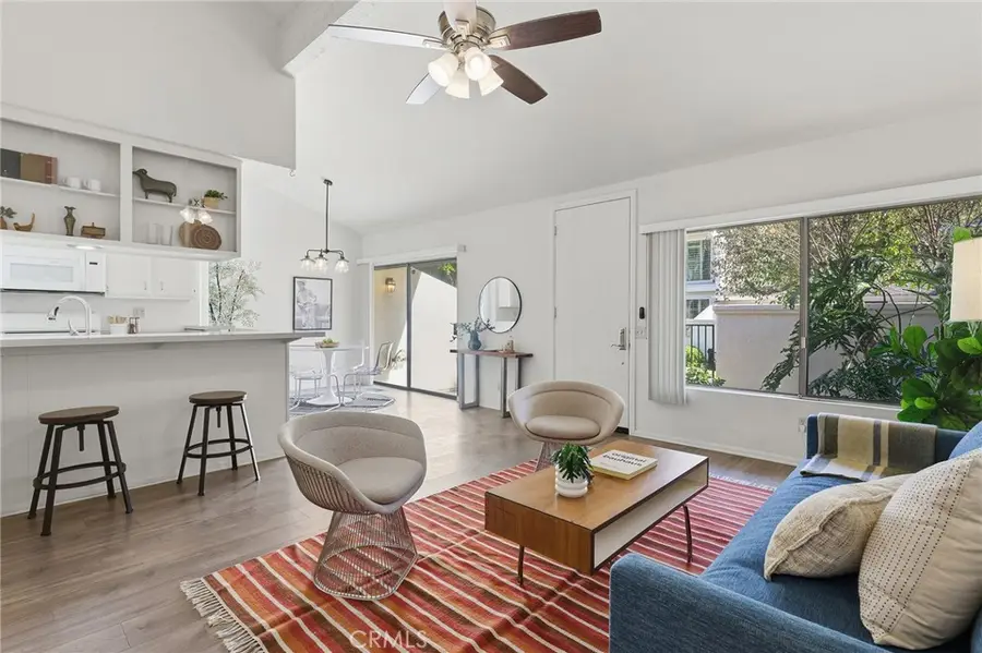 6227 1/2 Randi, Woodland Hills, CA 91367 - Image #3