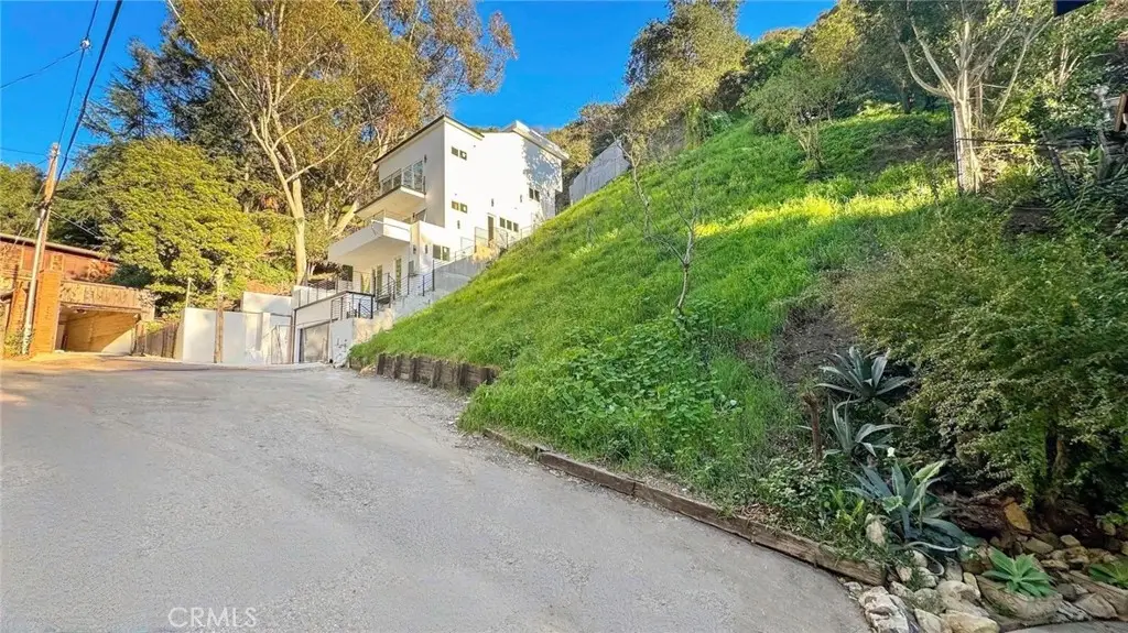 9814 Portola Drive, Beverly Hills, CA 90210 - #1