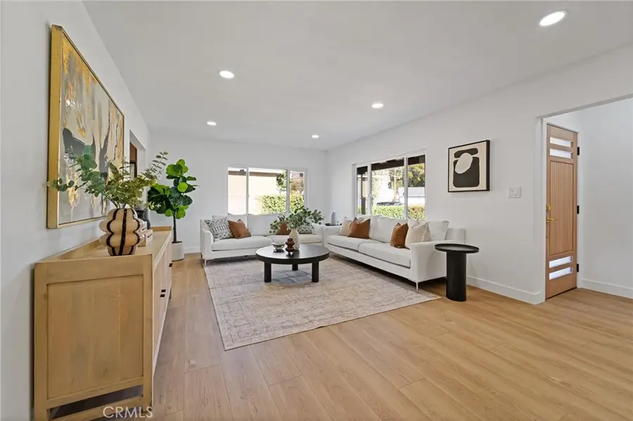 1415 N Screenland, Burbank, CA 91505 - #3