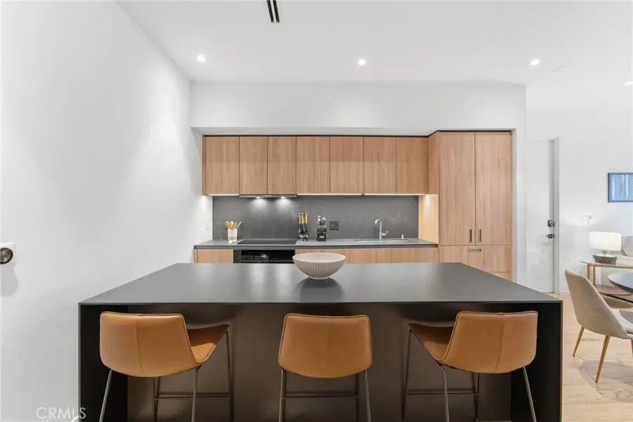 1030 N Kings #405, West Hollywood, CA 90069 - Image #3