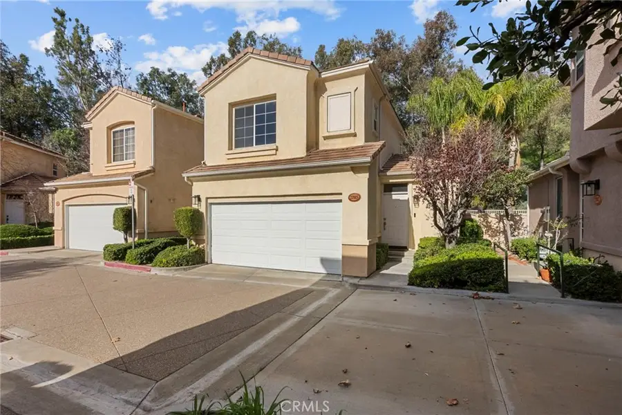 27915 Skycrest Circle, Valencia, CA 91354 - Image #2