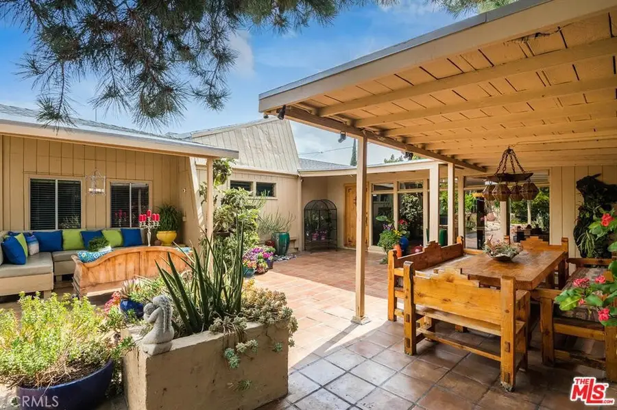 6033 Fulcher, North Hollywood, CA 91606 - #3