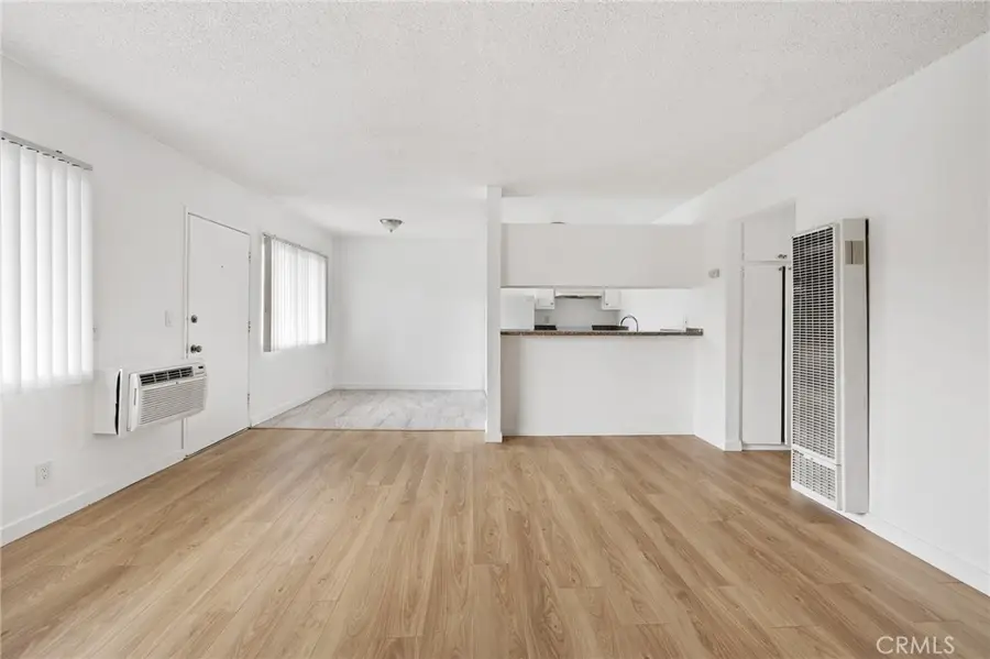 13040 Dronfield, Sylmar, CA 91342 - Image #3