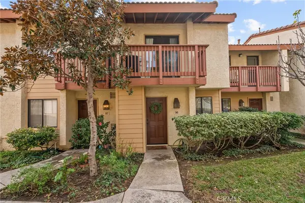 21551 Burbank #96, Woodland Hills, CA 91367