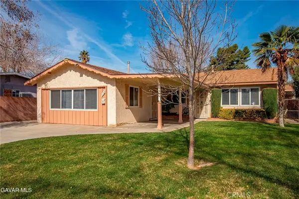 2149 E Avenue Q1, Palmdale, CA 93550