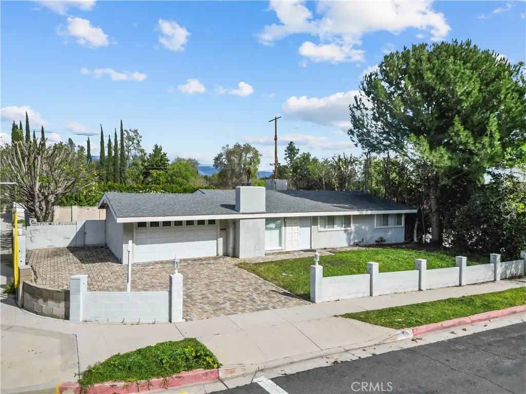12182 Bradford, Granada Hills, CA 91344 - #1