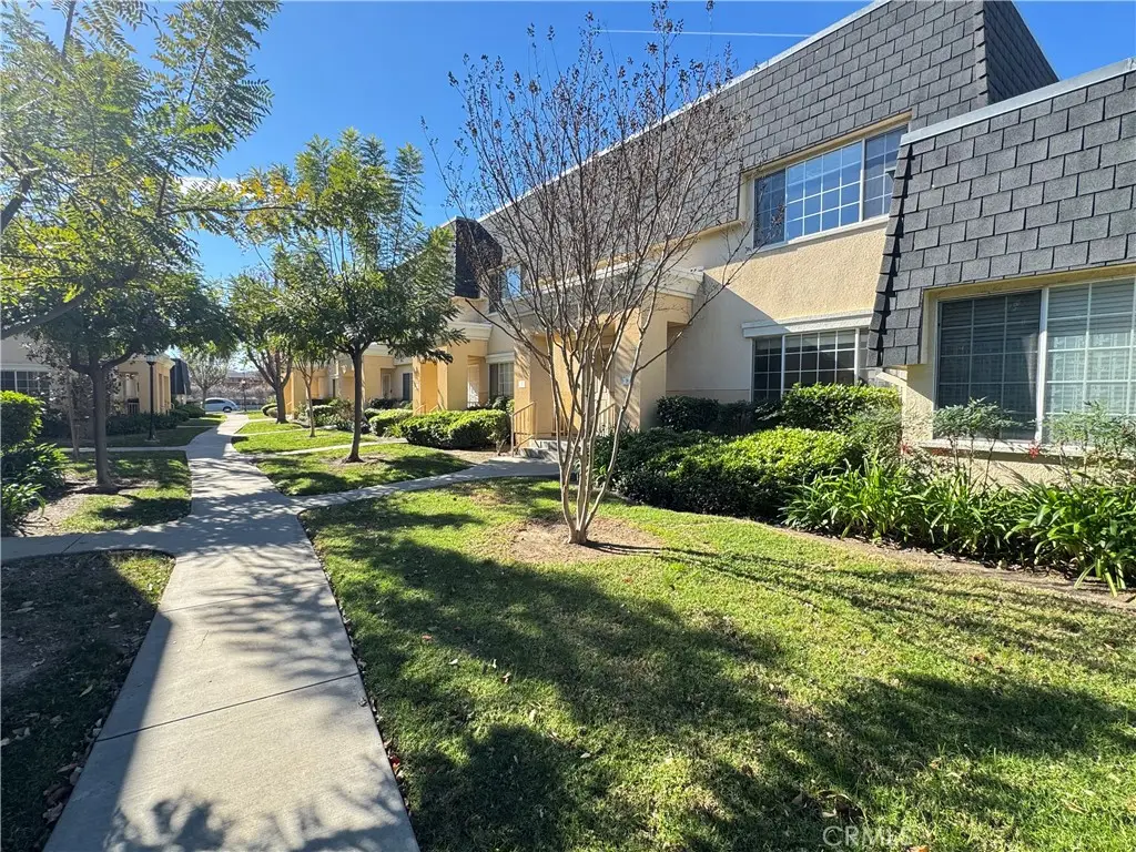 19216 Hamlin Street #8, Reseda, CA 91335 - #1