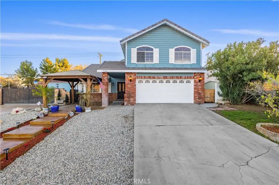 5704 Bulford Place, Lancaster, CA 93536 - #2