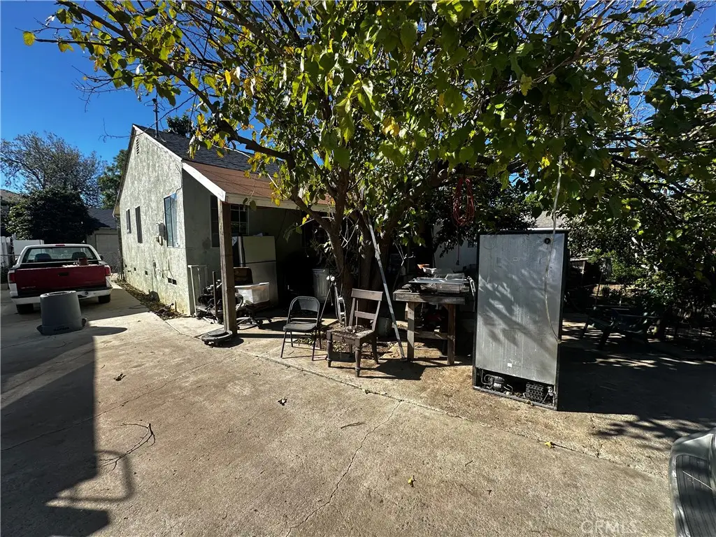 10961 Sharp Avenue, San Fernando, CA 91345 - #1