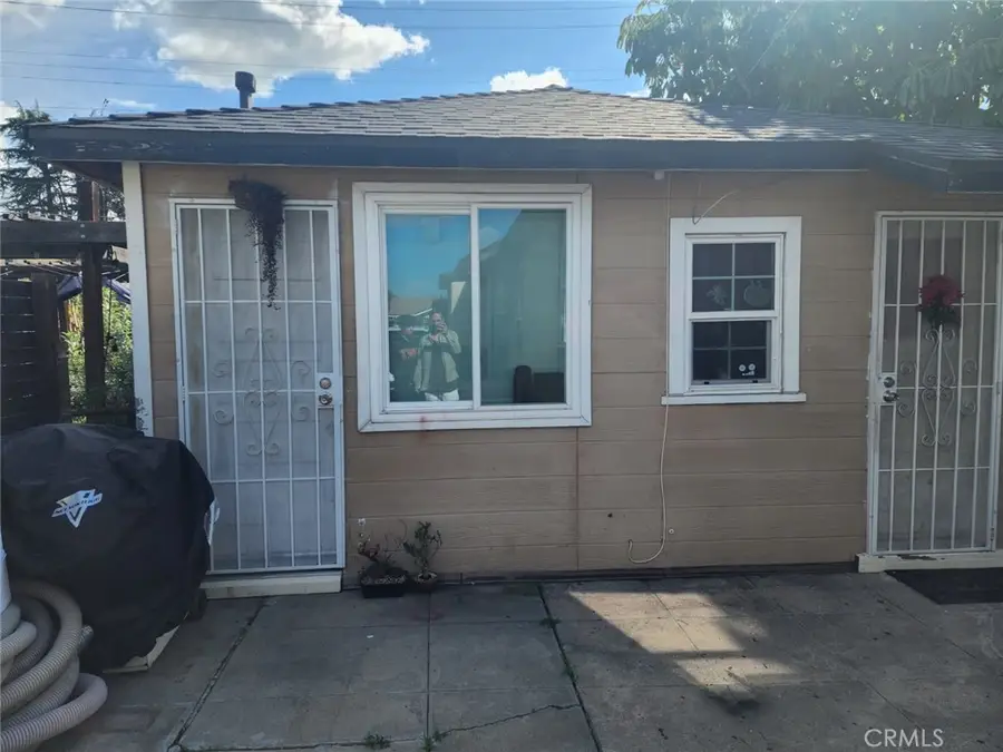 946 S Vancouver Avenue, Los Angeles, CA 90022 - #3