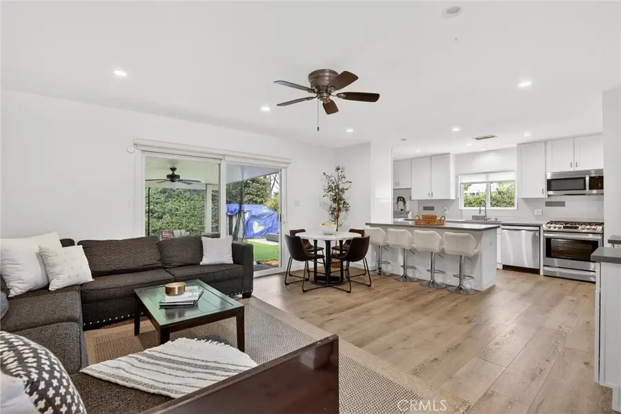 6565 Randi, Canoga Park, CA 91303 - #3