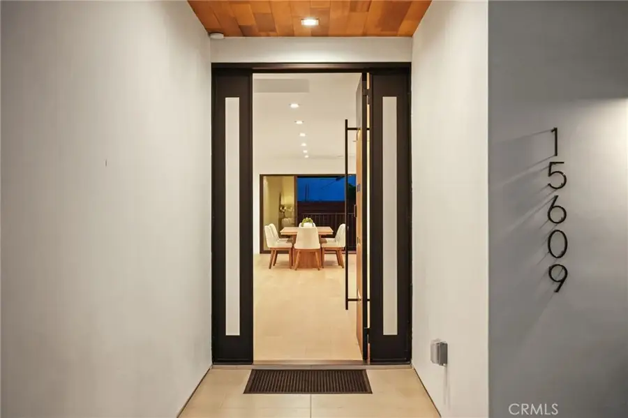 15609 Huston Street, Encino, CA 91436 - #3