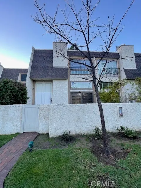 6201 Shoup #79, Woodland Hills, CA 91367