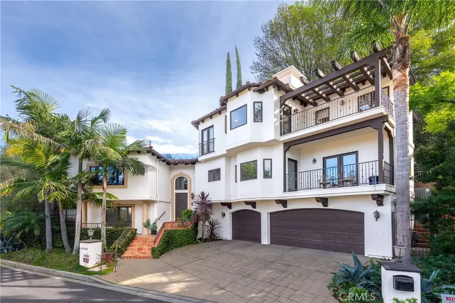 13470 Rand Drive, Sherman Oaks, CA 91423 - #2