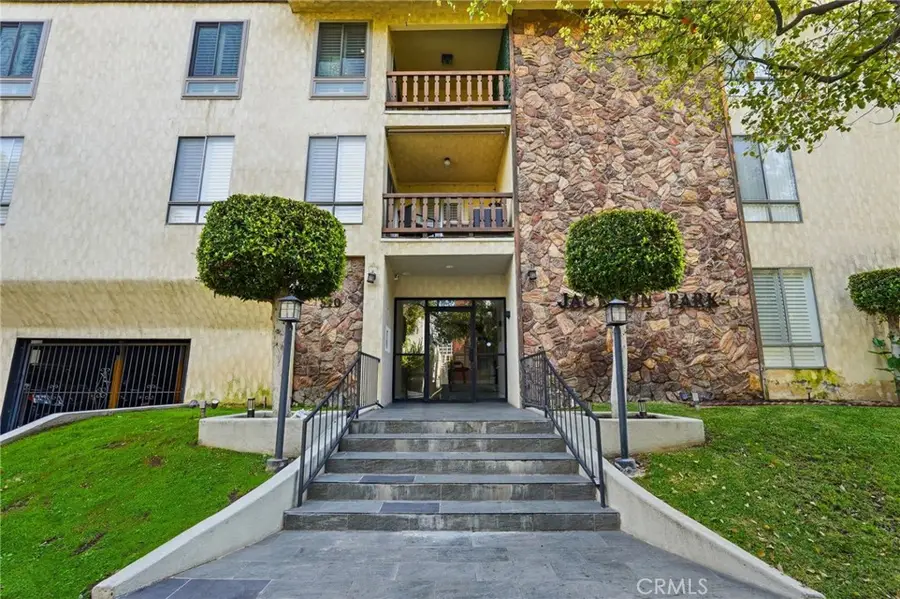 510 N Jackson #301, Glendale, CA 91206 - #2