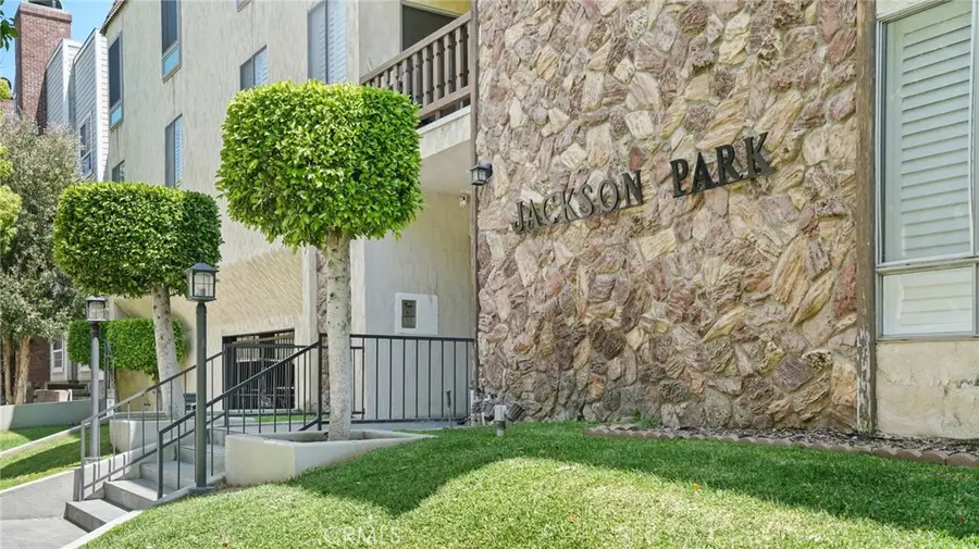 510 N Jackson #301, Glendale, CA 91206 - #3