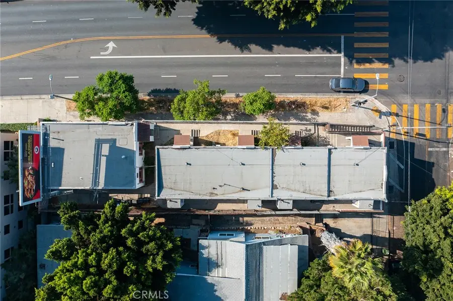 272 S Burlington Avenue, Los Angeles, CA 90057 - #3