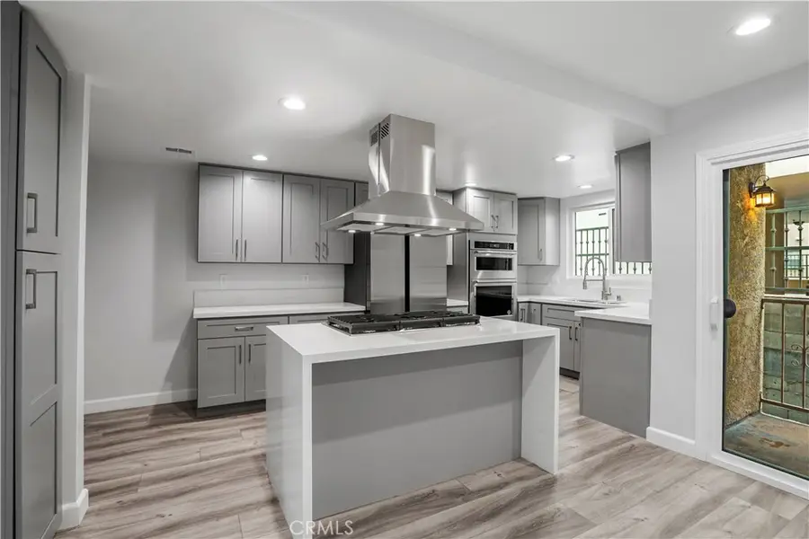 227 E Burbank #C, Burbank, CA 91502 - #3