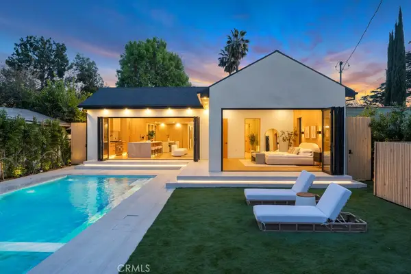 11107 Kling Street, North Hollywood, CA 91602