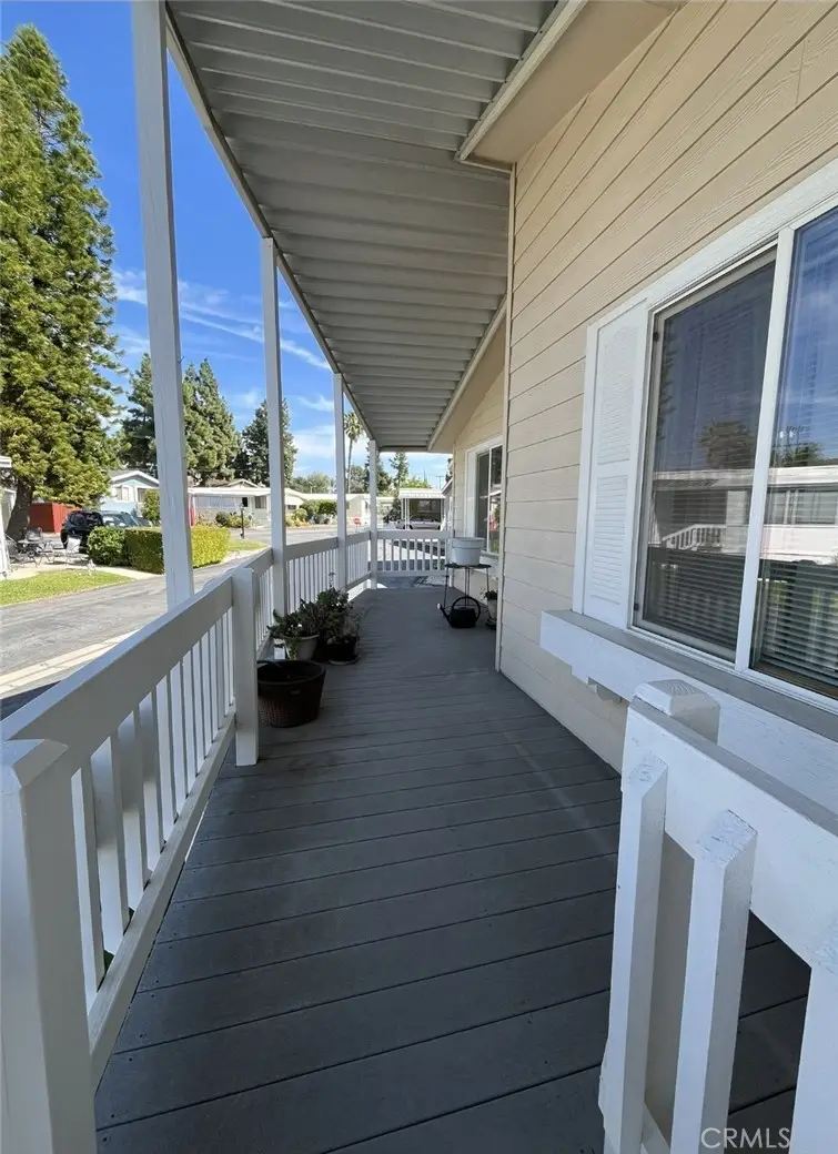 17 Serra Way, San Fernando, CA 91345 - #2