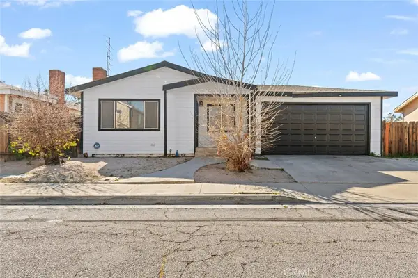 44053 Canyon Way, Lancaster, CA 93535