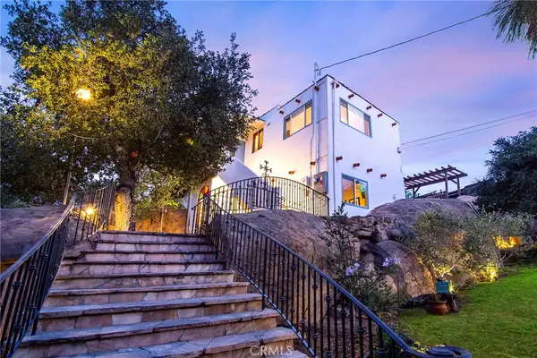 8500 Val Verde Drive, West Hills, CA 91304