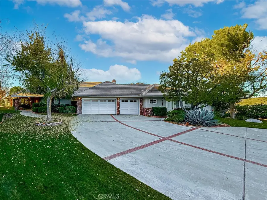 24525 Desert, Newhall, CA 91321 - #3