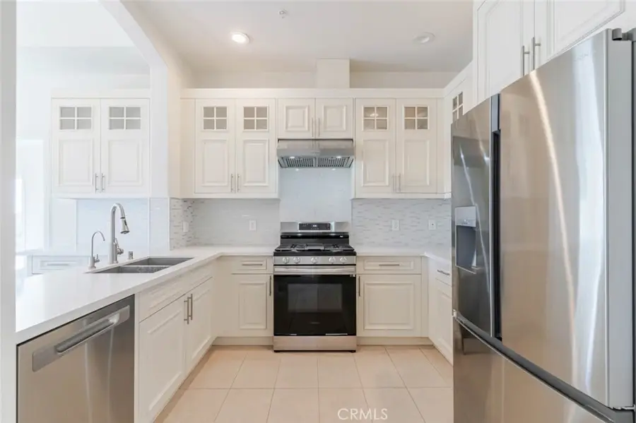 1598 Long Beach #401, Long Beach, CA 90813 - #2