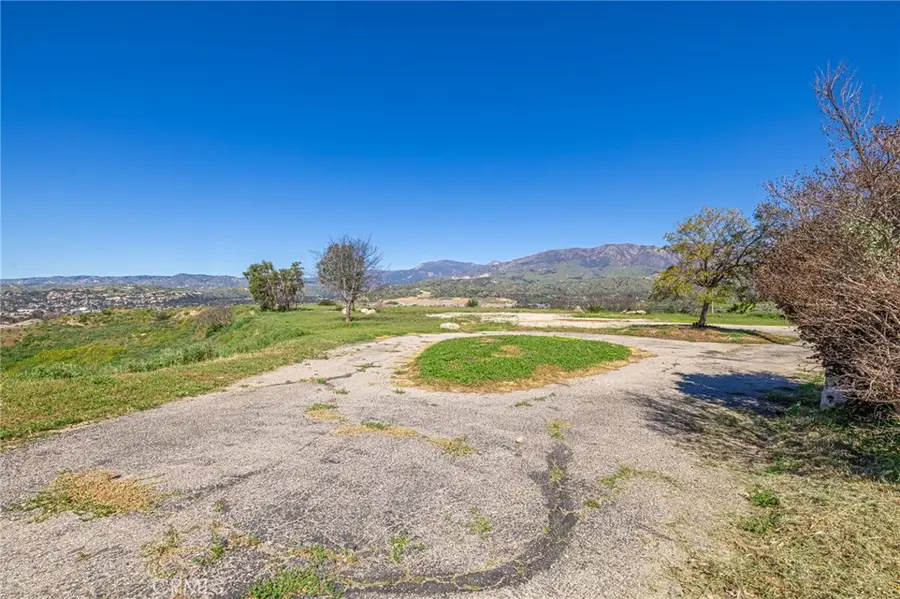 18500 S Mountain Road, Santa Paula, CA 93060 - #2