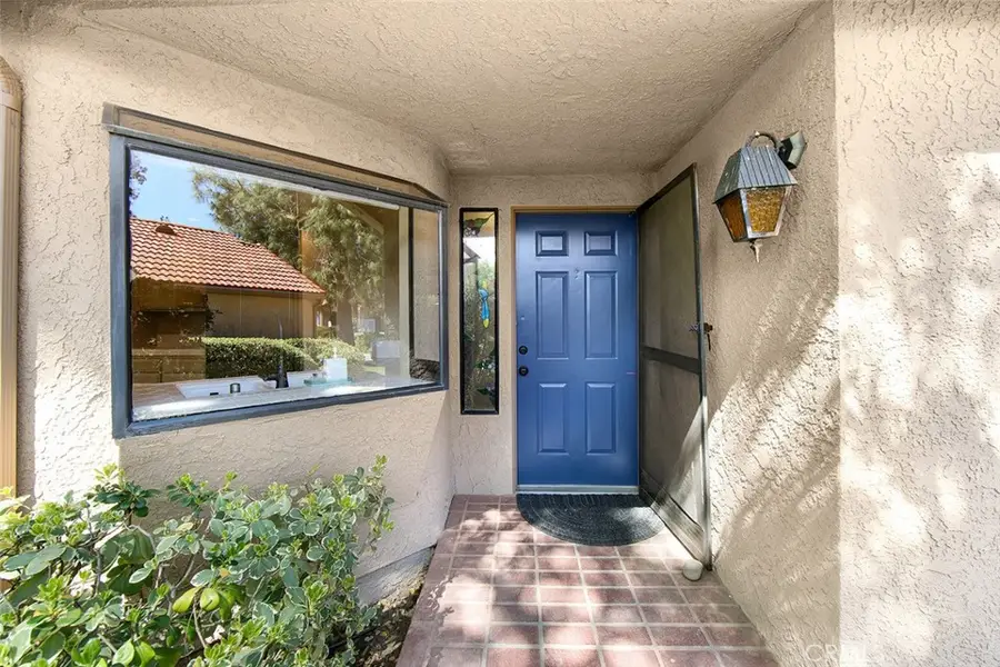 26323 Rainbow Glen, Newhall, CA 91321 - #3