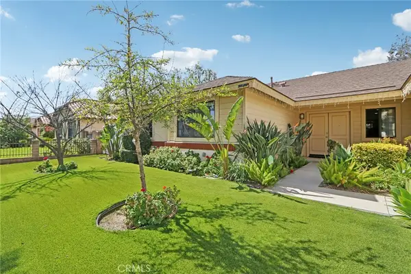 7815 Vassar, Canoga Park, CA 91304