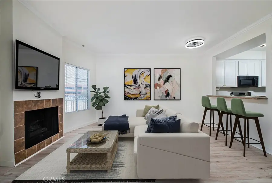 22809 Del Valle #8, Woodland Hills, CA 91364 - #2