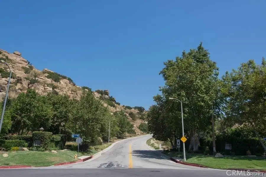 22373 Mission Circle, Chatsworth, CA 91311 - #2