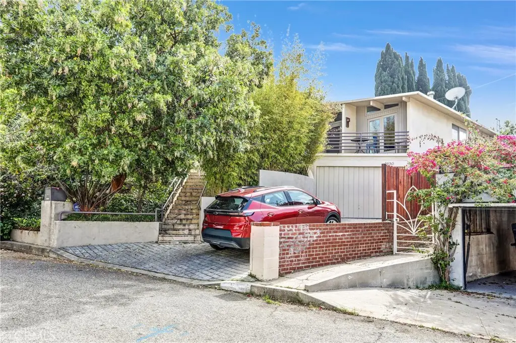 3830 Buena Park Drive, Studio City, CA 91604 - #1