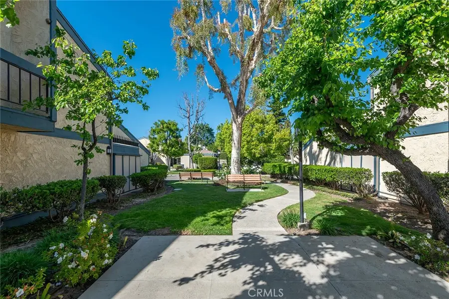 16715 Vanowen, Van Nuys, CA 91406 - #2