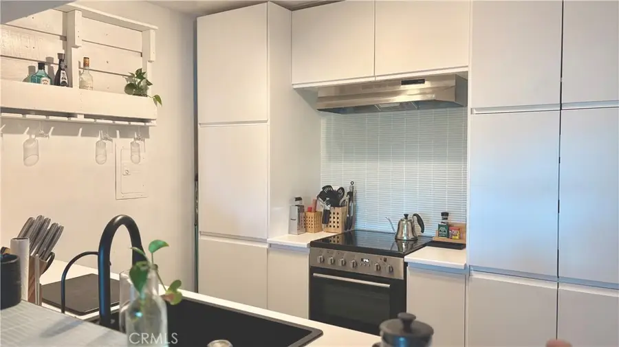 5460 White Oak #C315, Encino, CA 91316 - #3