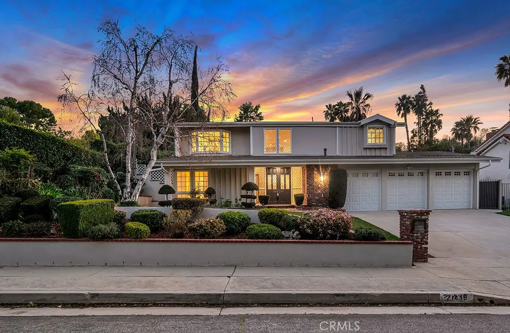 21438 Mulholland, Woodland Hills, CA 91364 - #1